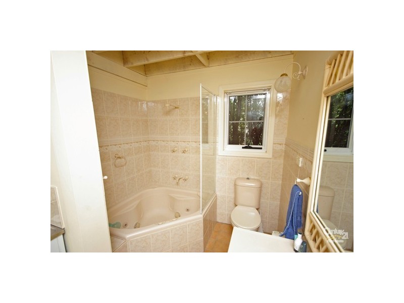 29 Lakeview Ave, Blackheath NSW 2785