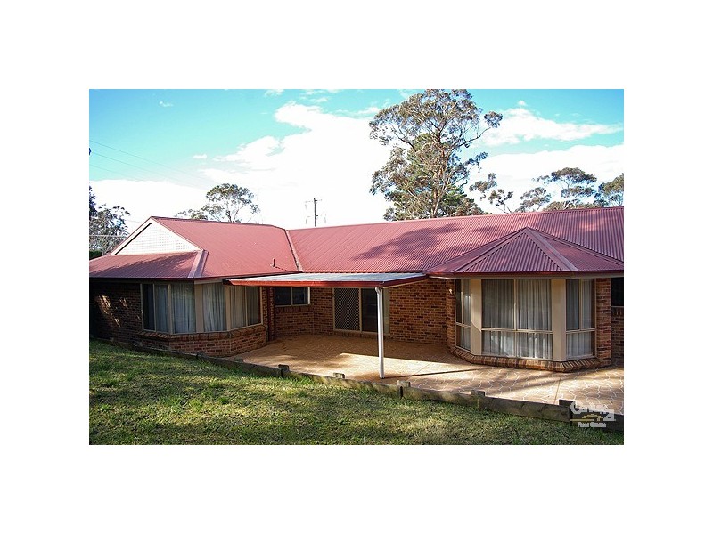 127 Cleopatra St, Blackheath NSW 2785