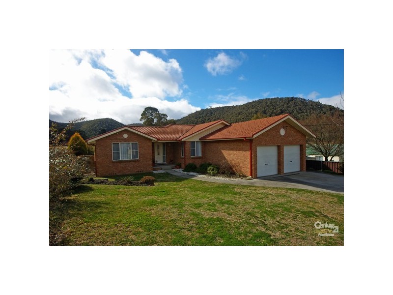 7 Busby St, Lithgow NSW 2790