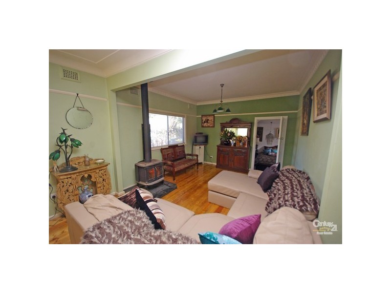 26 Bridges St, Blackheath NSW 2785
