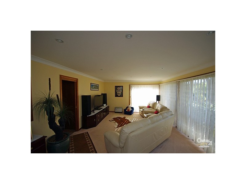 100 Govetts Leap Rd, Blackheath NSW 2785