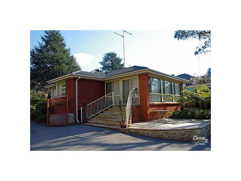 100 Govetts Leap Rd, Blackheath NSW 2785