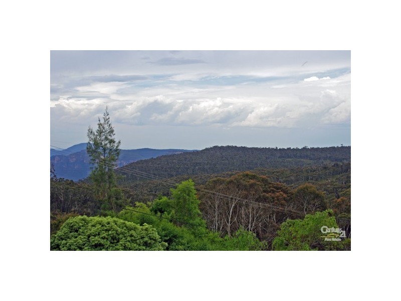 221 Connaught Rd, Blackheath NSW 2785