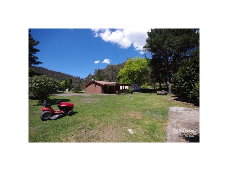 26 Doctors Gap Rd, Lithgow NSW 2790