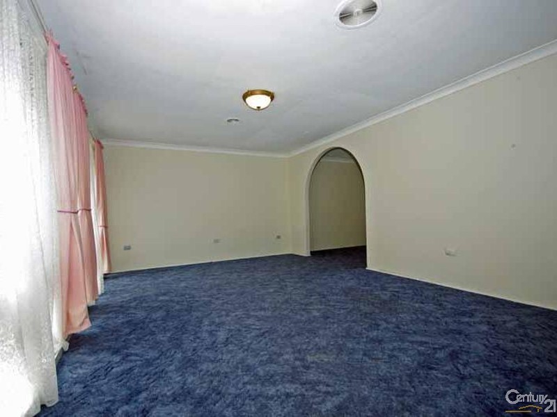 38 Lakeview Ave, Blackheath NSW 2785