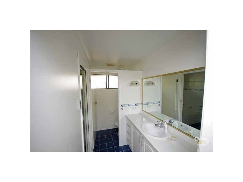 38 Lakeview Ave, Blackheath NSW 2785