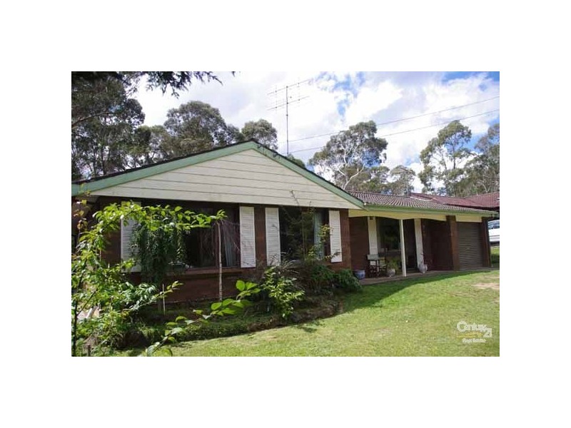 114 Clarence Rd, Blackheath NSW 2785