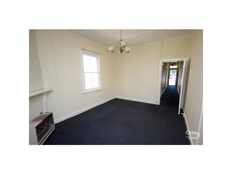 21 Roy St, Lithgow NSW 2790
