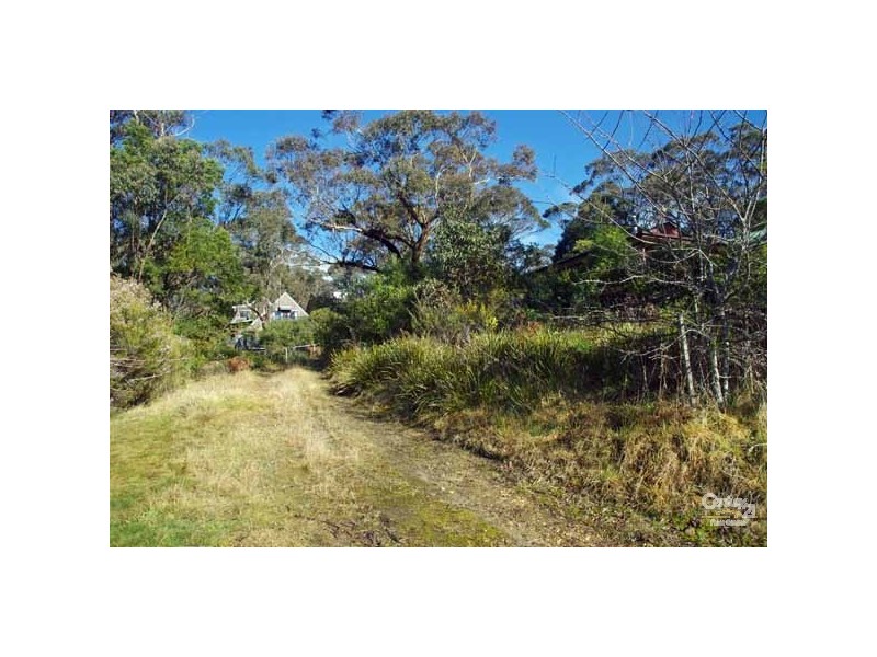 219 Connaught Rd, Blackheath NSW 2785