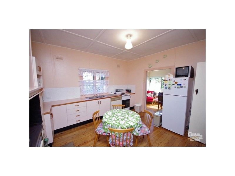 7 Barratt St, Blackheath NSW 2785