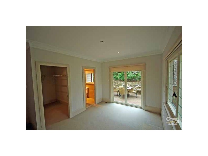 61 Cross St, Blackheath NSW 2785