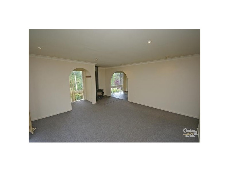 8 Kirkwood Avenue, Blackheath NSW 2785