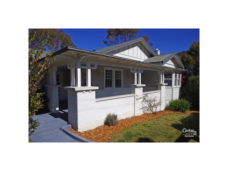 6 Edwards Street, Katoomba NSW 2780