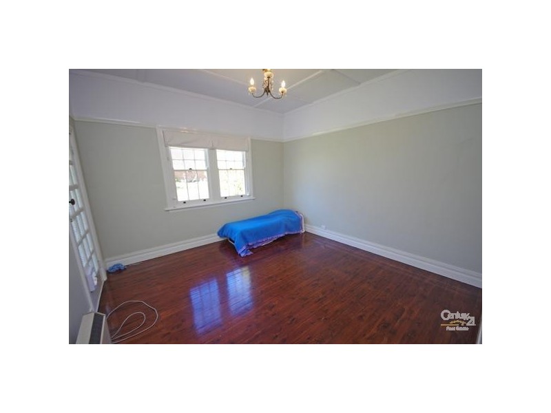 6 Edwards Street, Katoomba NSW 2780