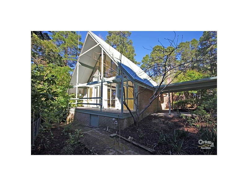 5 Barratt St, Blackheath NSW 2785