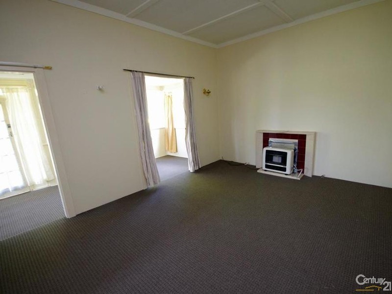 56 Prince Edward St, Blackheath NSW 2785