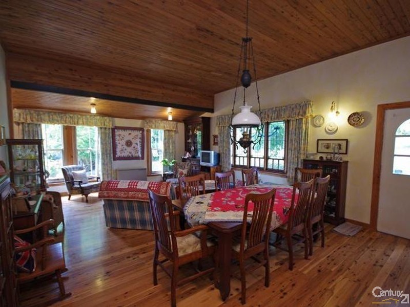 14 Shipley Rd, Blackheath NSW 2785