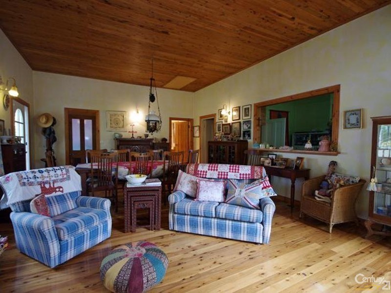 14 Shipley Rd, Blackheath NSW 2785