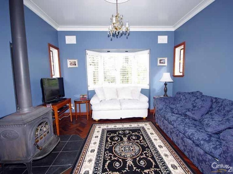 201 Govetts Leap Rd, Blackheath NSW 2785