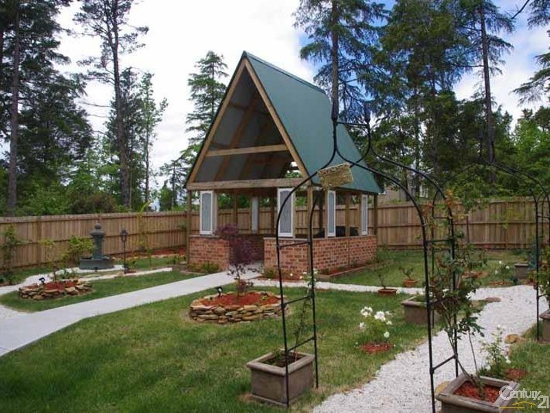 201 Govetts Leap Rd, Blackheath NSW 2785