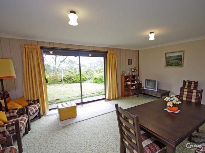 3 Shipley Rd, Blackheath NSW 2785