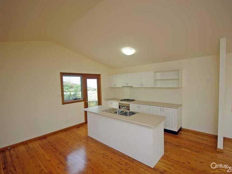 32 Hargraves St, Blackheath NSW 2785