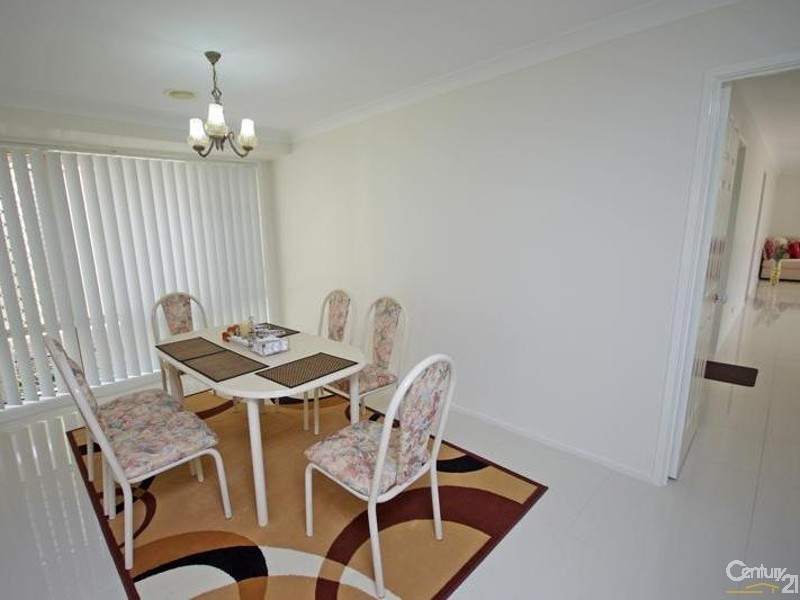 30 Sunbeam Ave, Blackheath NSW 2785