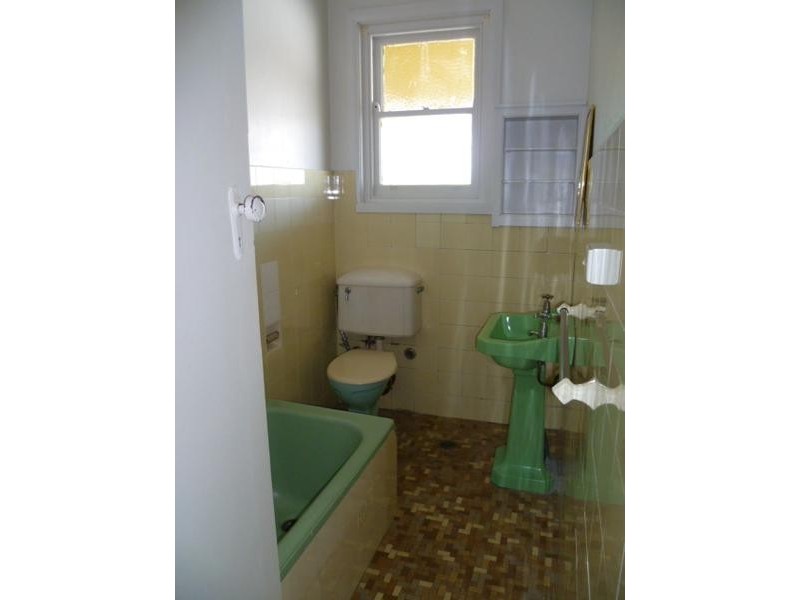 22 Govetts Leap Road, Blackheath NSW 2785