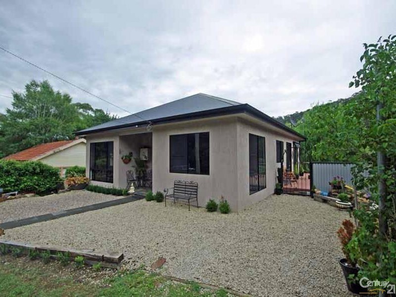 23 Atkinson St, Lithgow NSW 2790