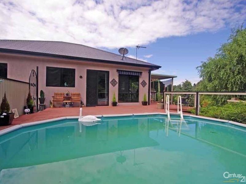 23 Atkinson St, Lithgow NSW 2790