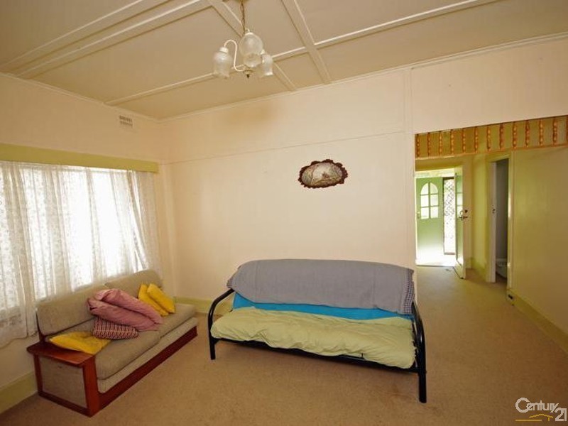 8 Shipley Rd, Blackheath NSW 2785