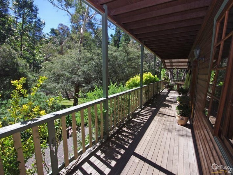 96 Railway Pde, Medlow Bath NSW 2780