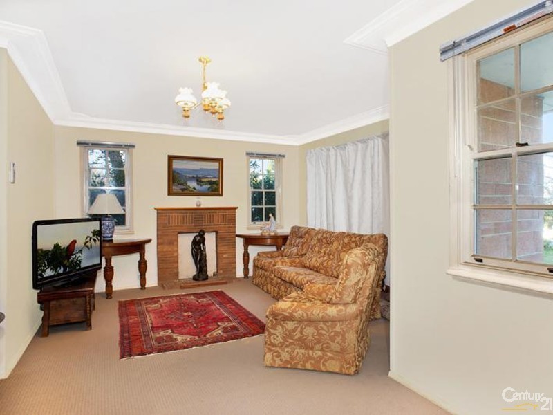 78  Blaxland, Wentworth Falls NSW 2782