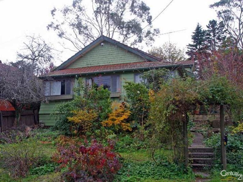 9-11 Thirroul Ave, Blackheath NSW 2785