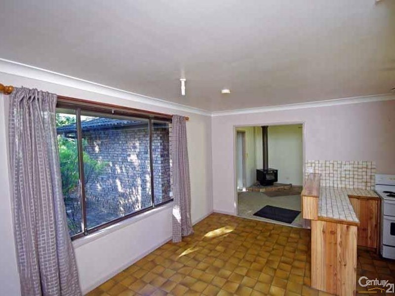 24 Links Rd, Blackheath NSW 2785