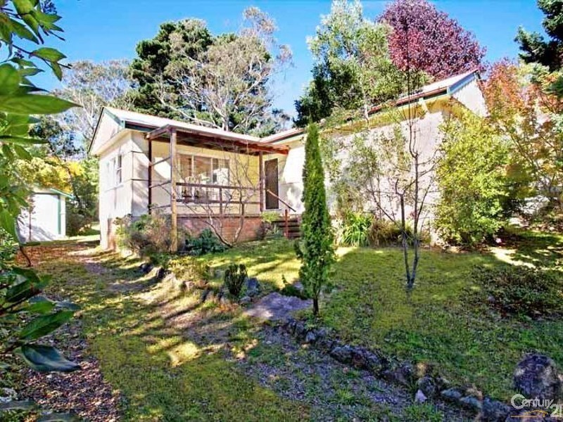 6 Mel Ave, Blackheath NSW 2785