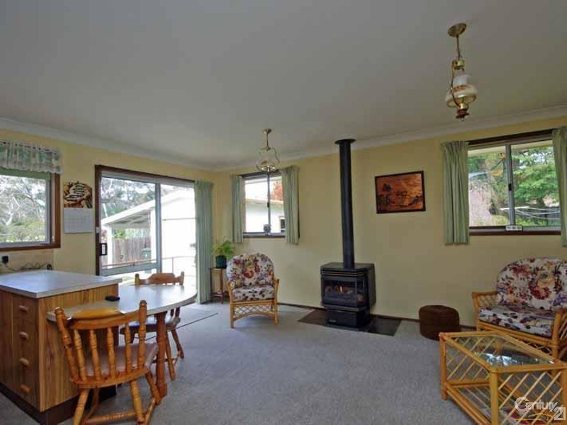 29 Brightlands Ave, Blackheath NSW 2785