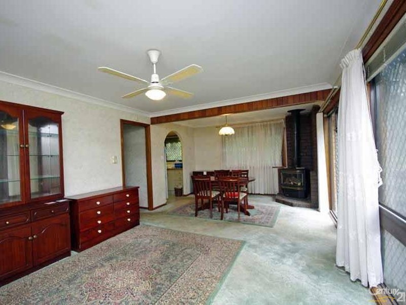 143 Govetts Leap Rd, Blackheath NSW 2785