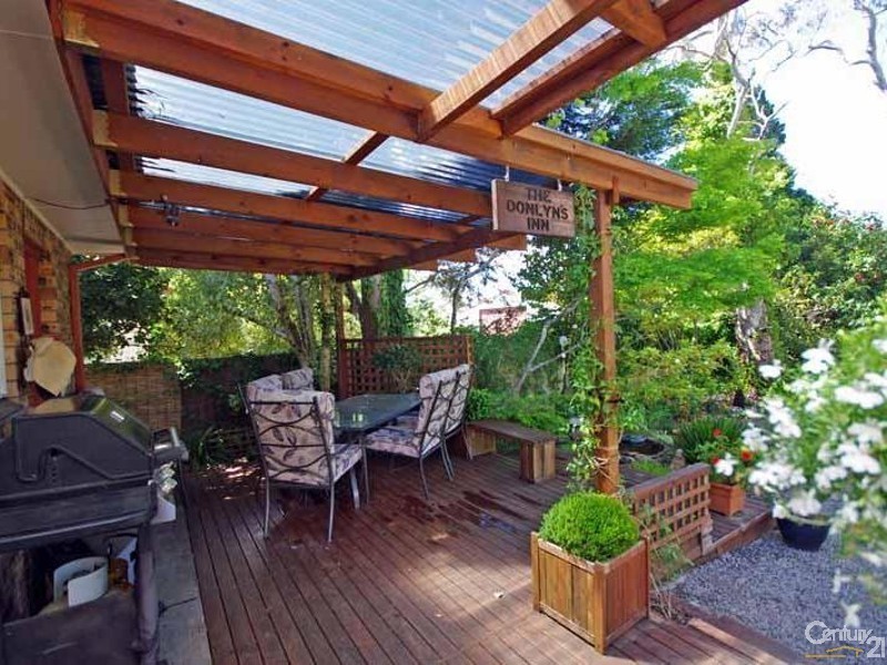 19 Evans Lookout Rd, Blackheath NSW 2785