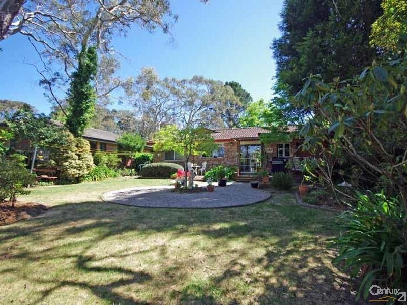 19 Evans Lookout Rd, Blackheath NSW 2785