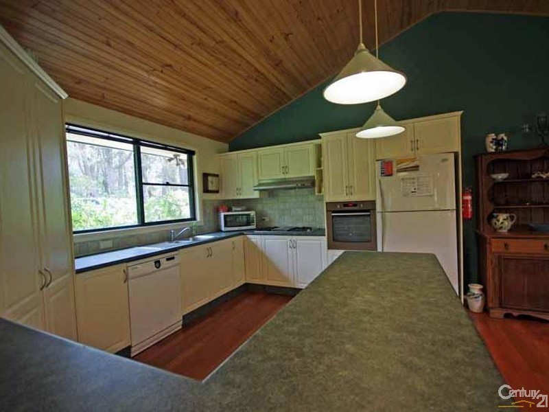 2 Third St, Blackheath NSW 2785