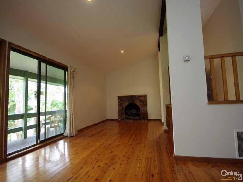 72 Railway Pde, Medlow Bath NSW 2780