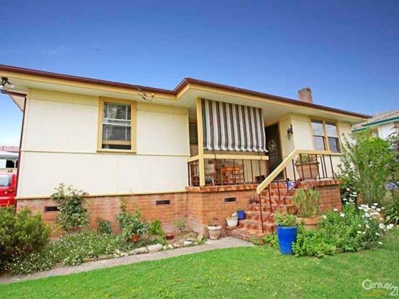 60 Landa St, Lithgow NSW 2790