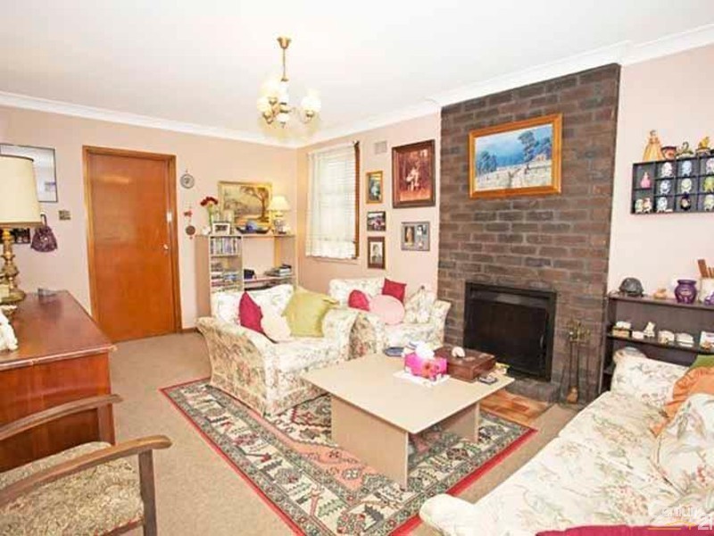 60 Landa St, Lithgow NSW 2790