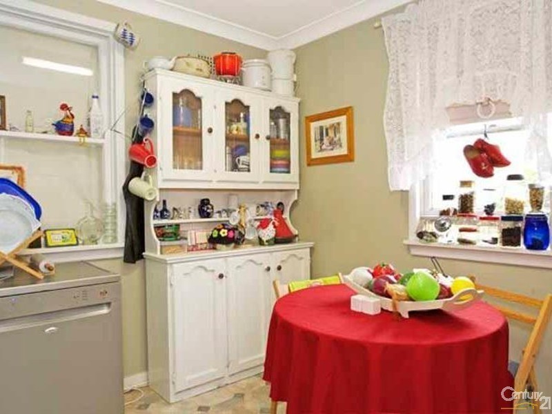60 Landa St, Lithgow NSW 2790
