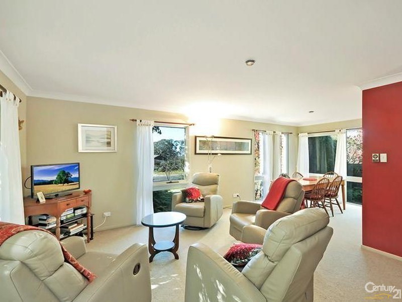 15 Bell St, Blackheath NSW 2785