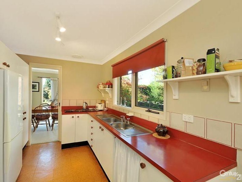 15 Bell St, Blackheath NSW 2785