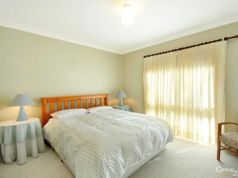 15 Bell St, Blackheath NSW 2785