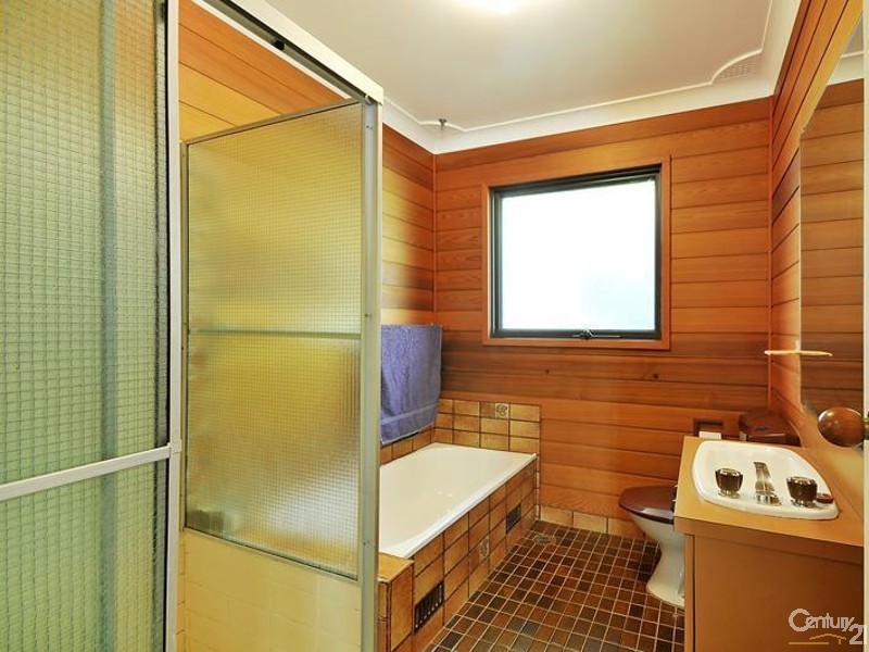 15 Bell St, Blackheath NSW 2785