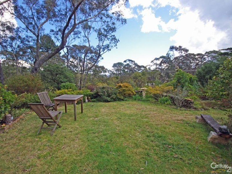 3 Shipley Rd, Blackheath NSW 2785